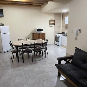 Apartamento de 2 Dormitorios